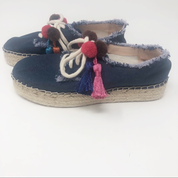 kate spade Shoes - KATE SPADE BLUE JEANS SNEAKER 6